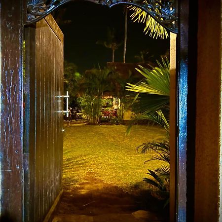 Rumah Sunyi 길리트라왕안 외부 사진